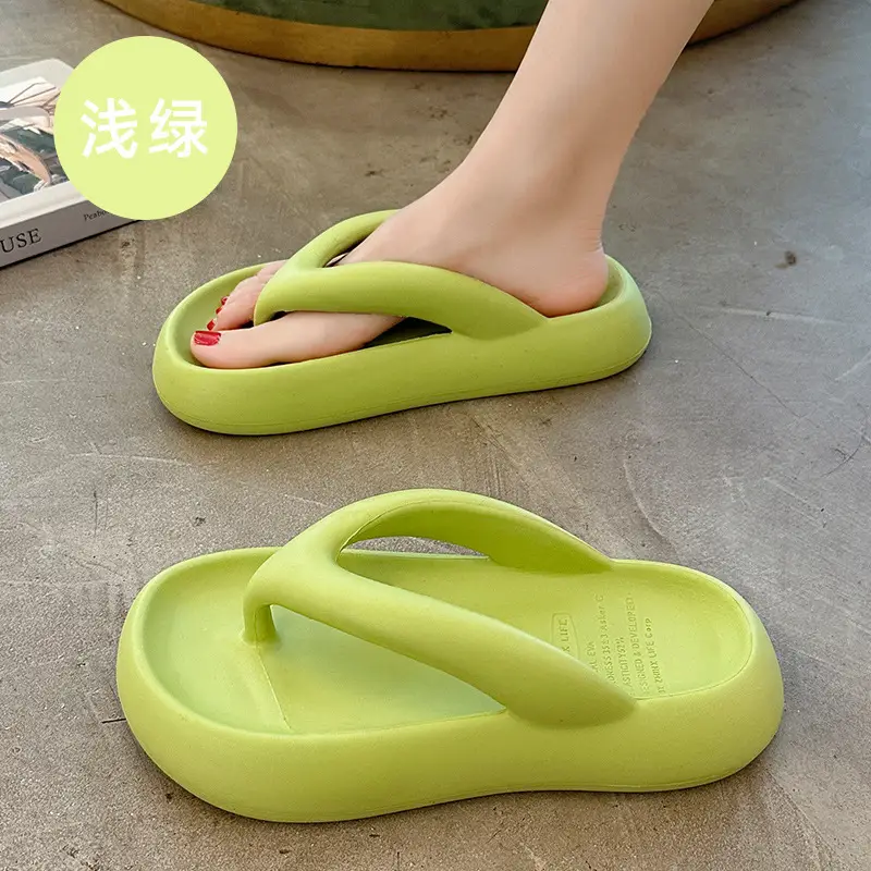 Women's Black Thick Sole Flip Flops Summer Beach Sandals