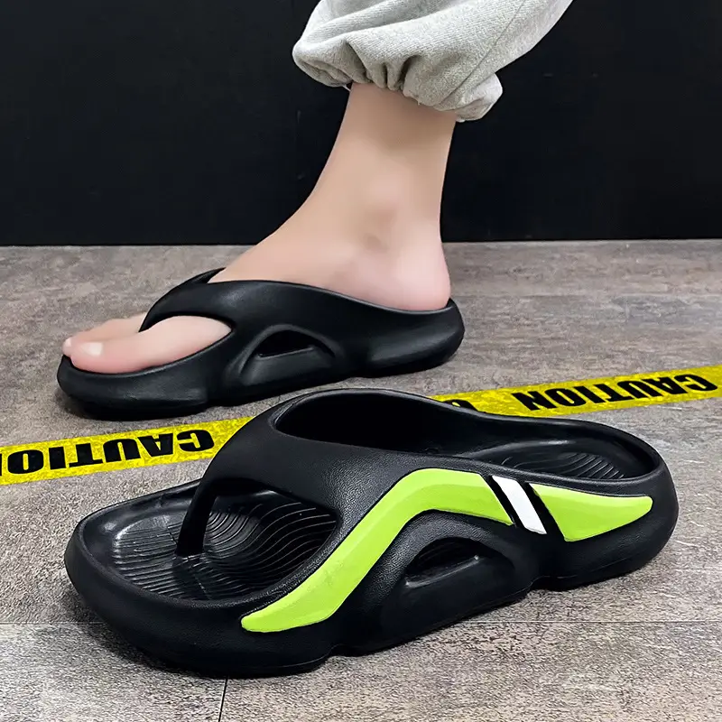 2023 Summer new slippers men's outro fashion casual men's flip-flops wholesale beach flip-flops