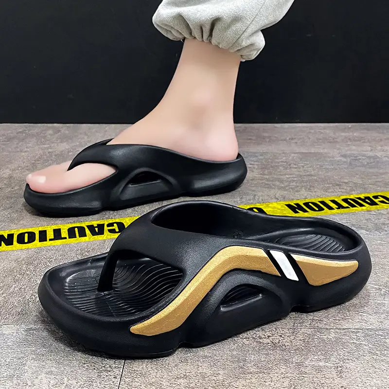 2023 Summer new slippers men's outro fashion casual men's flip-flops wholesale beach flip-flops - Image 2