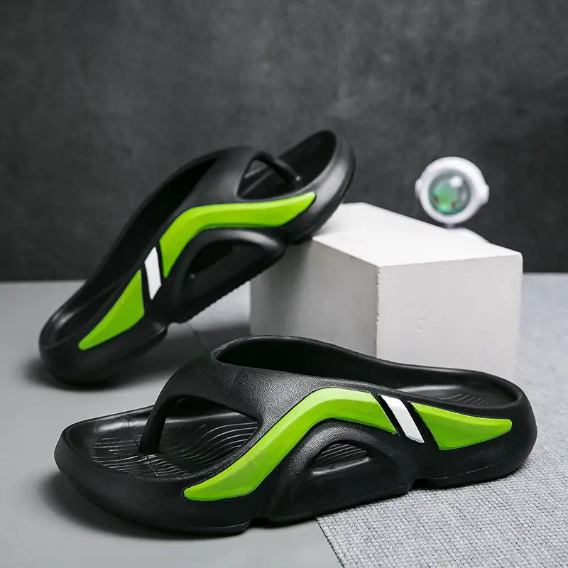 2023 Summer new slippers men's outro fashion casual men's flip-flops wholesale beach flip-flops - Image 4