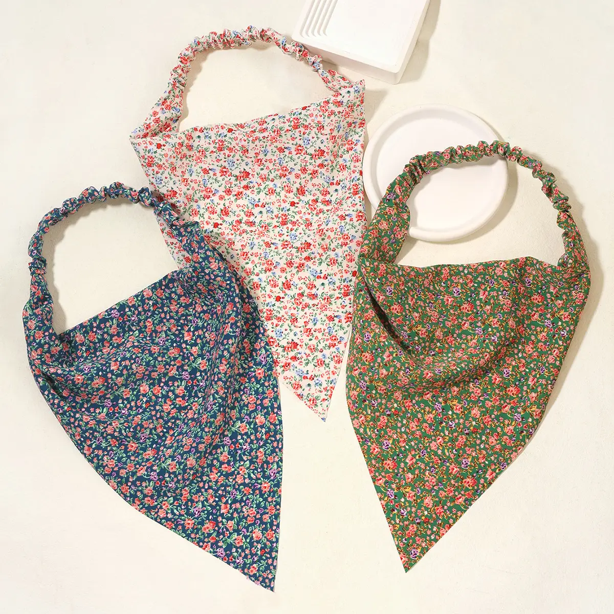 Daisy Dotted Triangle Hair Band for Women