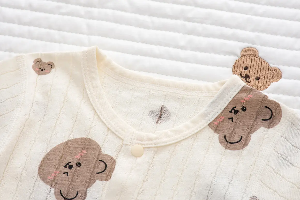 Baby's Cotton Flat Horn Coat Bear Pattern Short Sleeve — feature 13