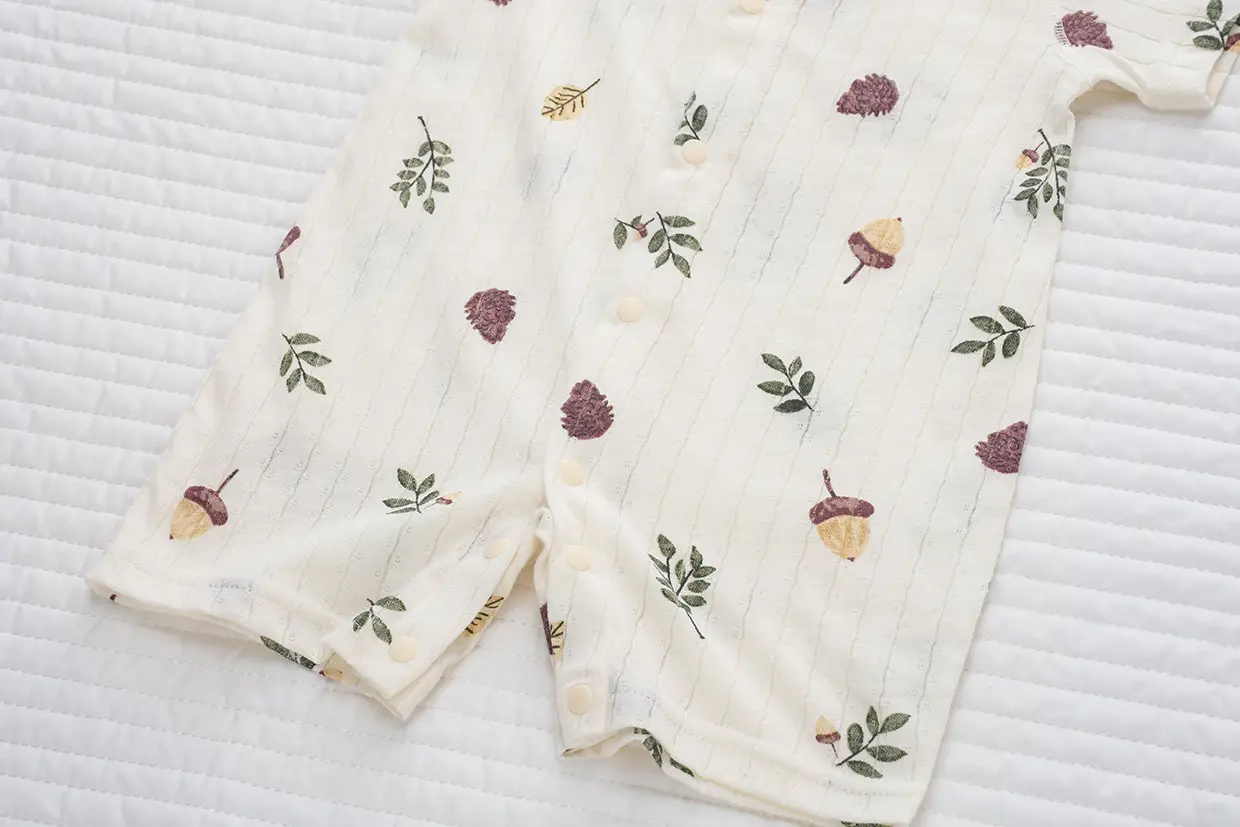 Baby's Cotton Flat Horn Coat Bear Pattern Short Sleeve — feature 17