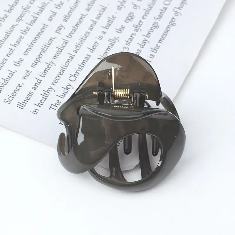 New Hollow Amber Grab Clip Hairpin for Women - Image 27