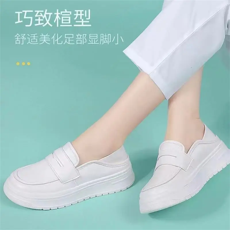 Nurses Shoes Women's 2023 New Soft Bottom Breathable Non-tiring Foot Deodorant Non-slip Flat Height-increasing Shoes Medical White Shoes - Image 5