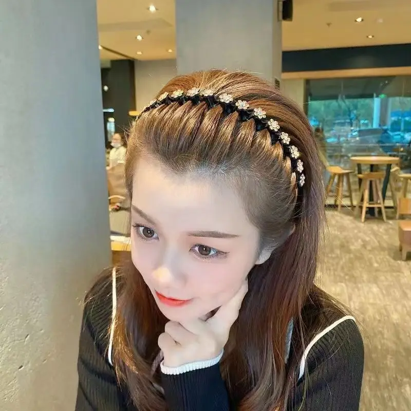 Women's Rhinestone Pearl Hairband with High-End Hairpin - Image 10