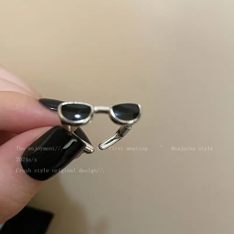 Light Luxury Zircon Love Rings for Women - Image 8