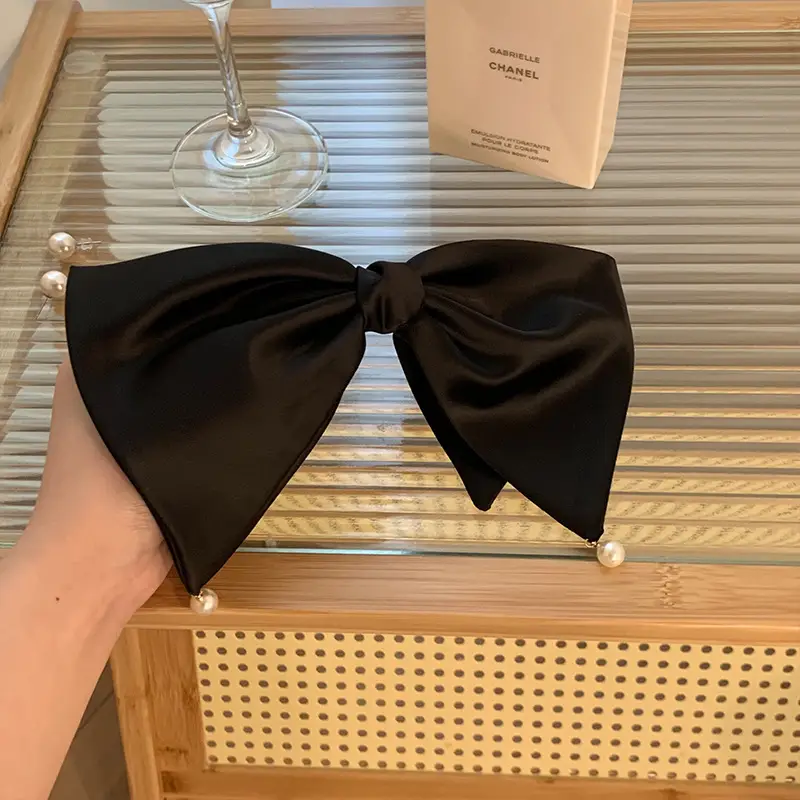 Black 3D Bow Hairpin for Women's Back of Head - Image 5