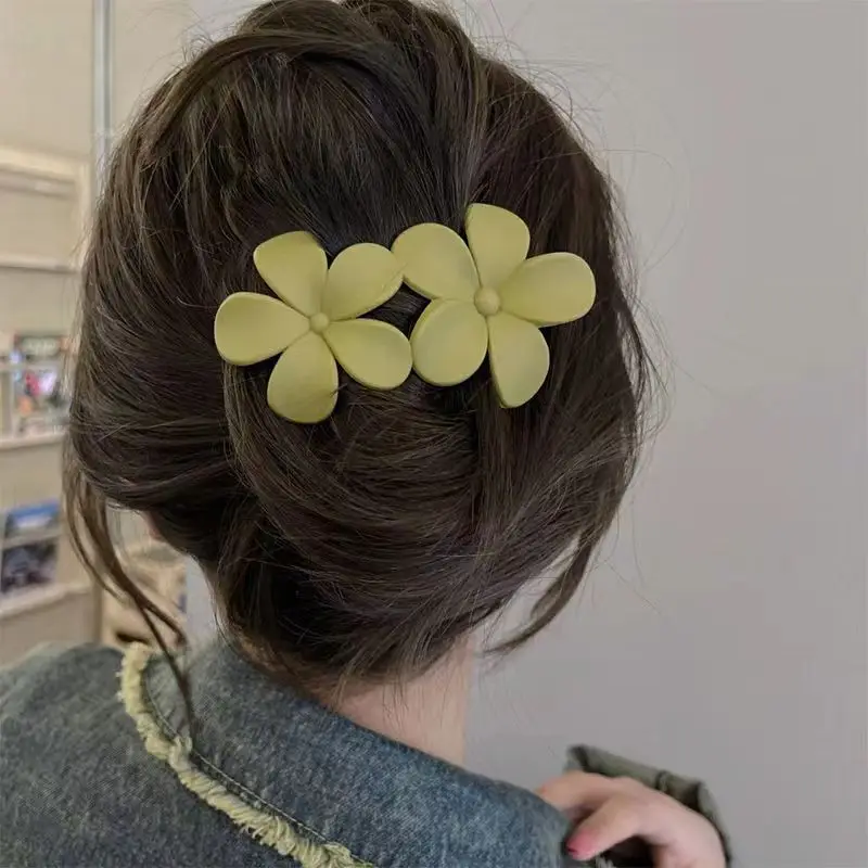 Frosted Flower Hairpin for Women - Image 14