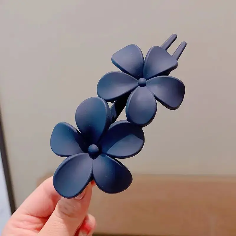 Frosted Flower Hairpin for Women - Image 2