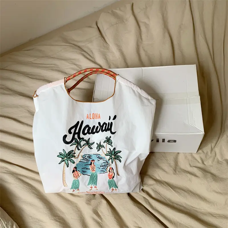 Delicious Cartoon Messenger Bag Women Pink Embroidered — feature 6