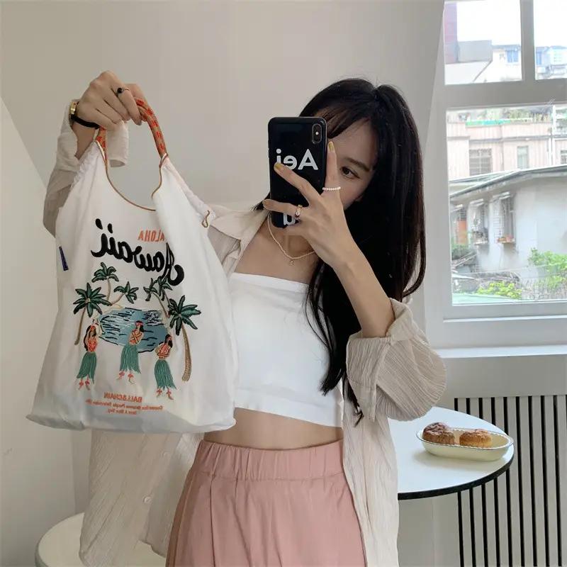 Delicious Cartoon Messenger Bag Women Pink Embroidered — feature 9
