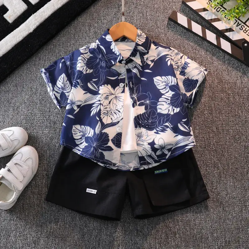 Blue background white flower leaves "coat + black tooling shorts]