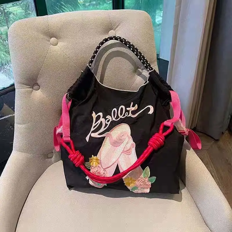 Japanese Embroidered Canvas Shoulder Bag with Chain Handle — feature 15