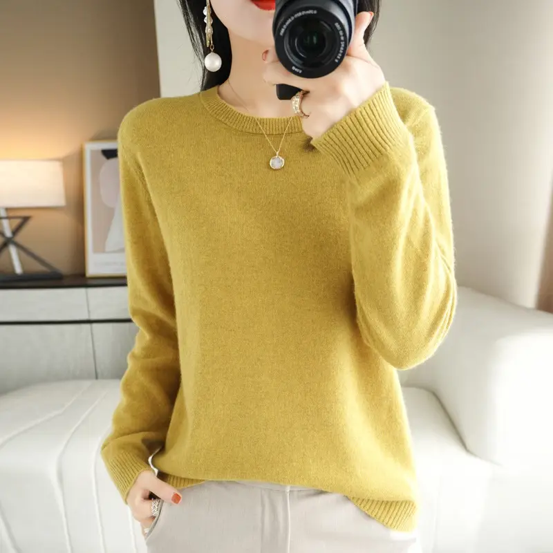 Women's Pink Round Neck Sweater Plus Size Soft Pullover - Image 9
