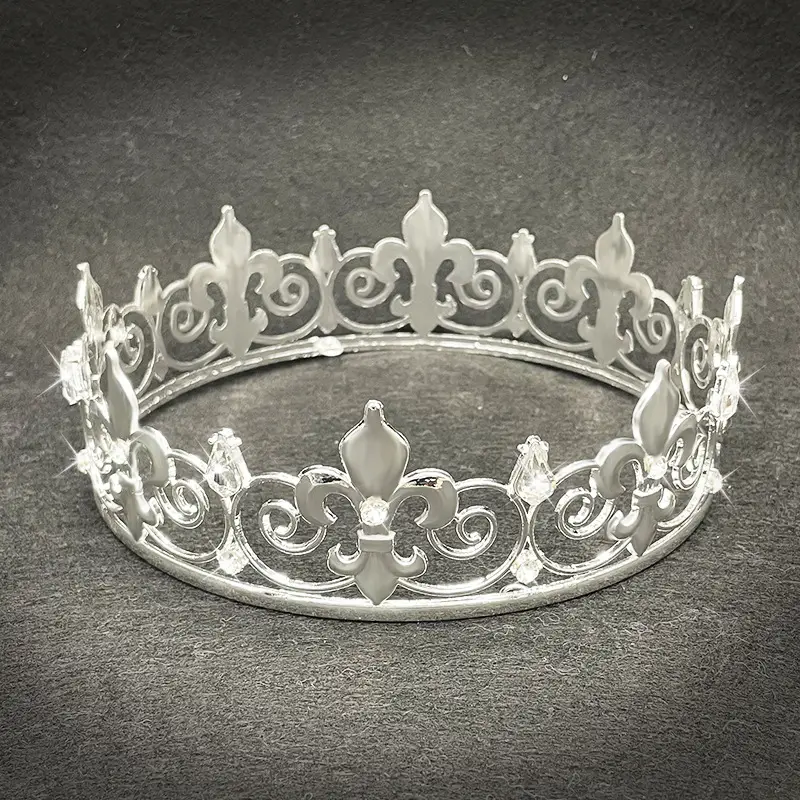 European Baroque Crown with Gun Tip Design Gold — feature 5