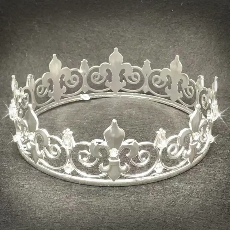 European Baroque Crown with Gun Tip Design Gold — feature 6