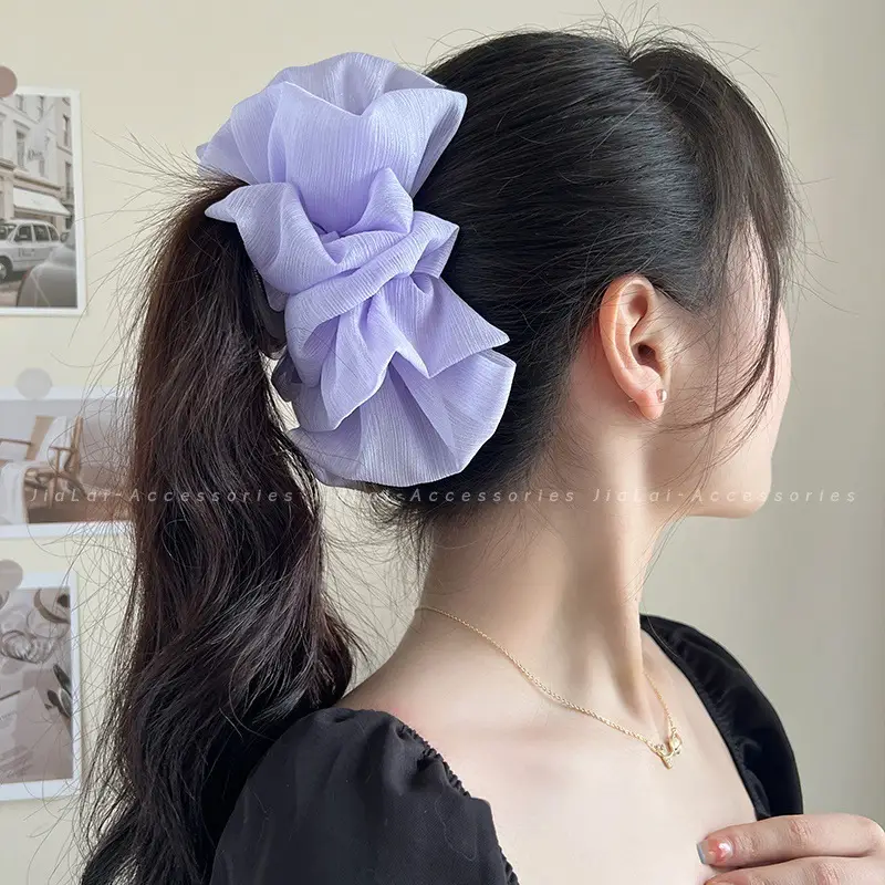 Oversized Lace Seersucker Hairpin Rack White - Image 10