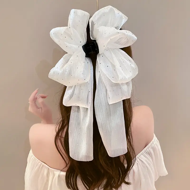 Oversized Lace Seersucker Hairpin Rack White - Image 5