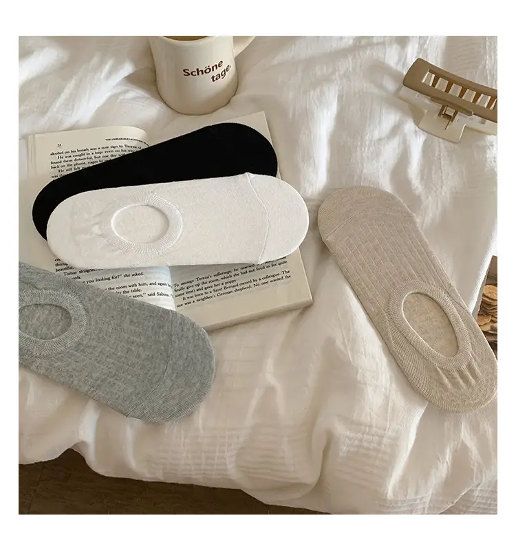 Solid Color Boat Socks Women's Summer Thin Japanese Style Low-top Shallow Cotton Socks Simple All-match Non-slip Hidden Socks — feature 4
