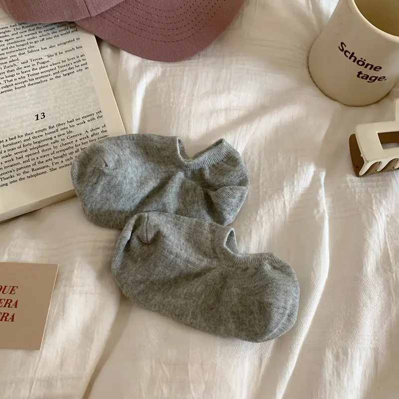 Solid Color Boat Socks Women's Summer Thin Japanese Style Low-top Shallow Cotton Socks Simple All-match Non-slip Hidden Socks