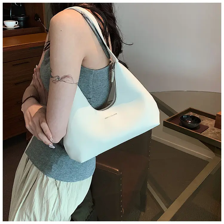 White Crossbody Bag for Women 2025 Fashion Versatile — feature 18