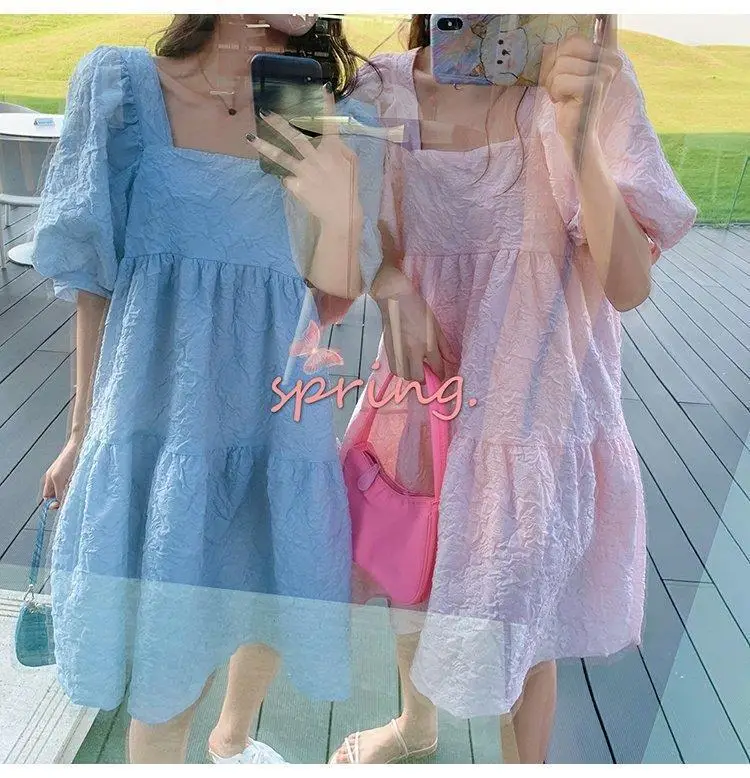 Summer 2023 New French Sweet Square Collar Puff Sleeve A- High Waist Slimming Loose Girlfriend Dress Women — feature 3