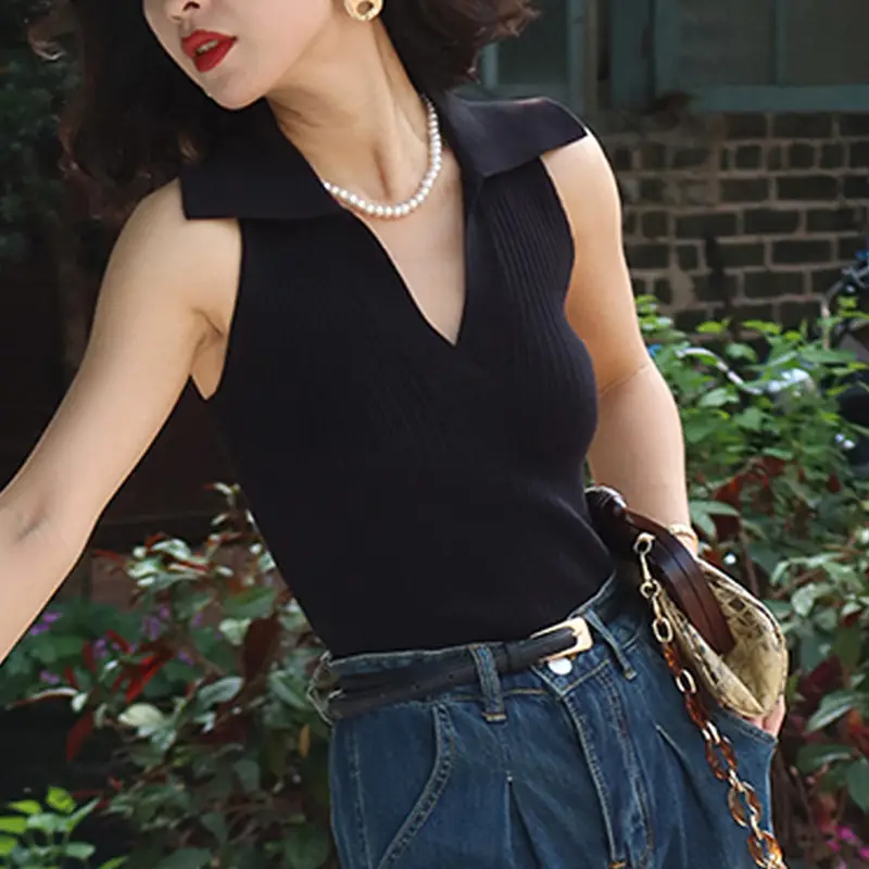 Black Knitted Polo Collar Vest for Women 2024 - Image 4