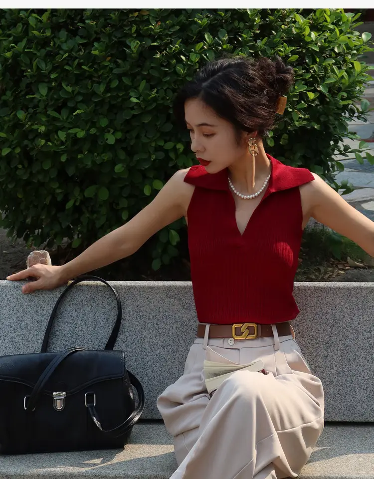 Black Knitted Polo Collar Vest for Women 2024 — feature 29