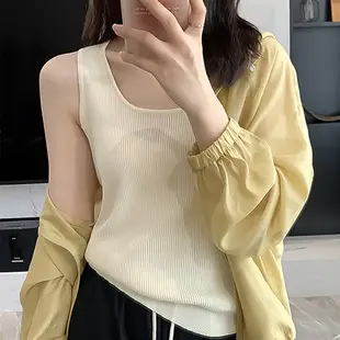 Black Knitted Polo Collar Vest for Women 2024 — feature 6
