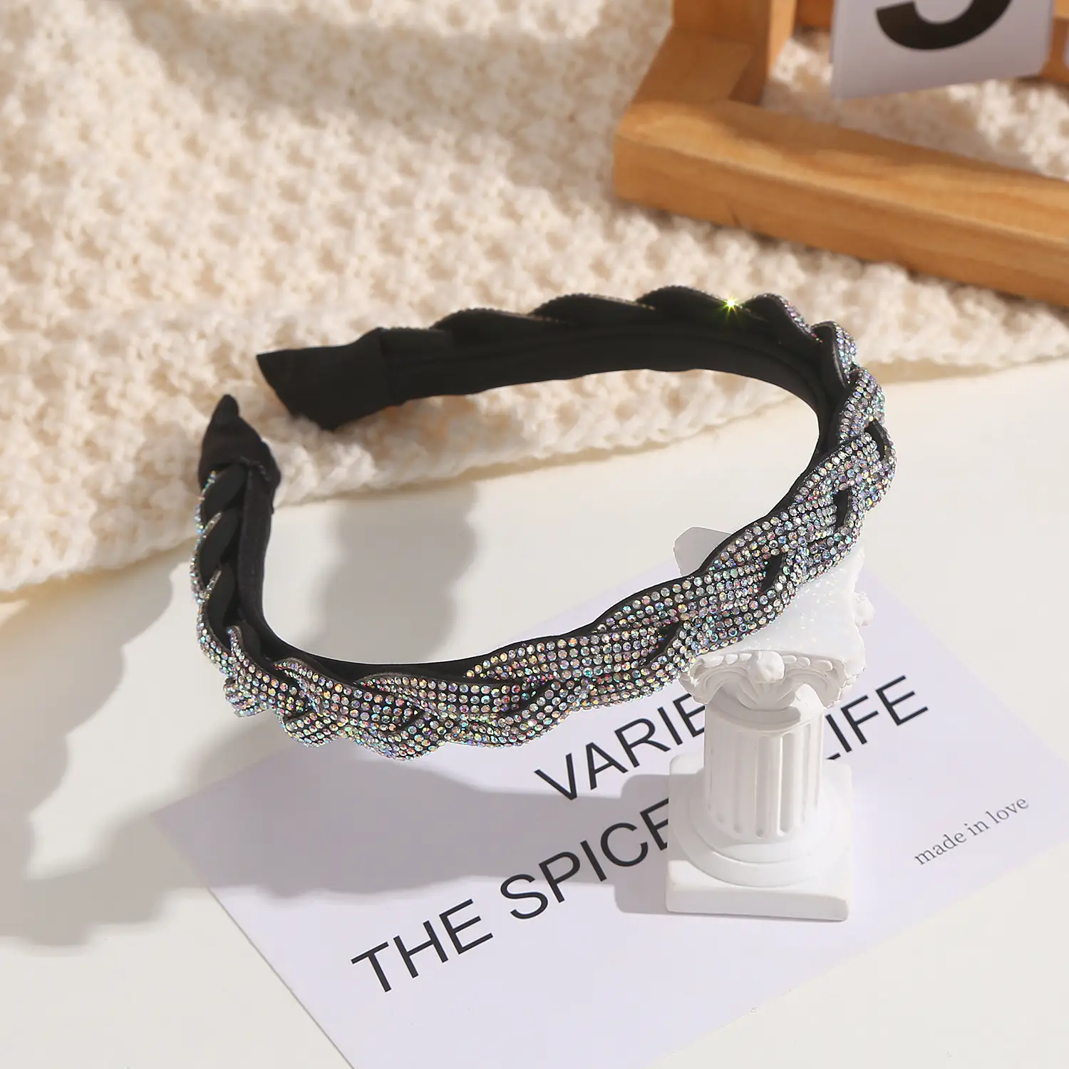 Sparkling Diamond Cross Headband Black — feature 5
