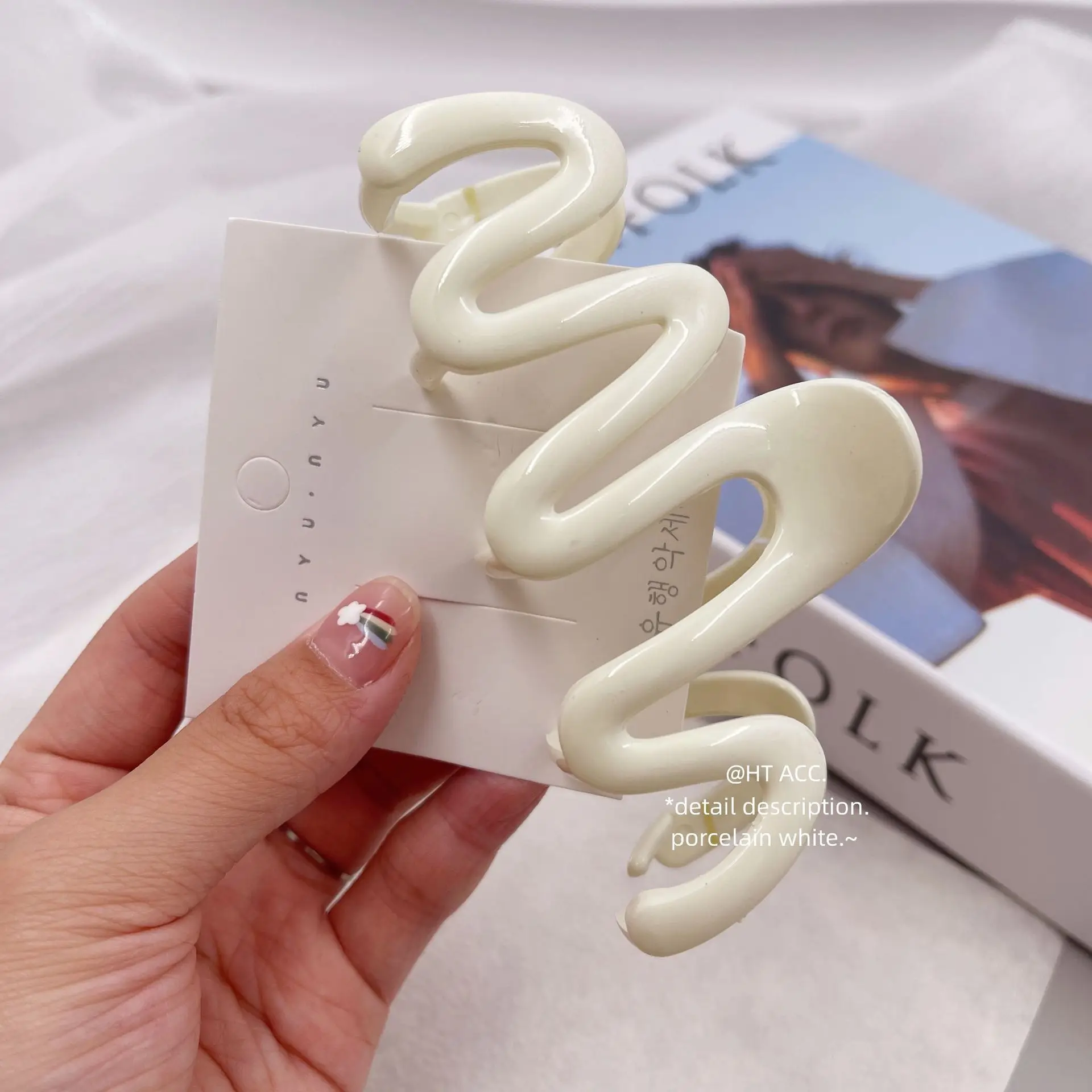Pink Water Wave Hair Clip for Girls All Match Jewelry - Image 4