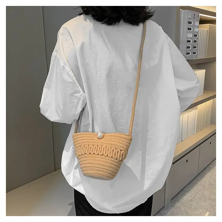 Women's Pearl Beaded Shoulder Bag Brown Mini — feature 16