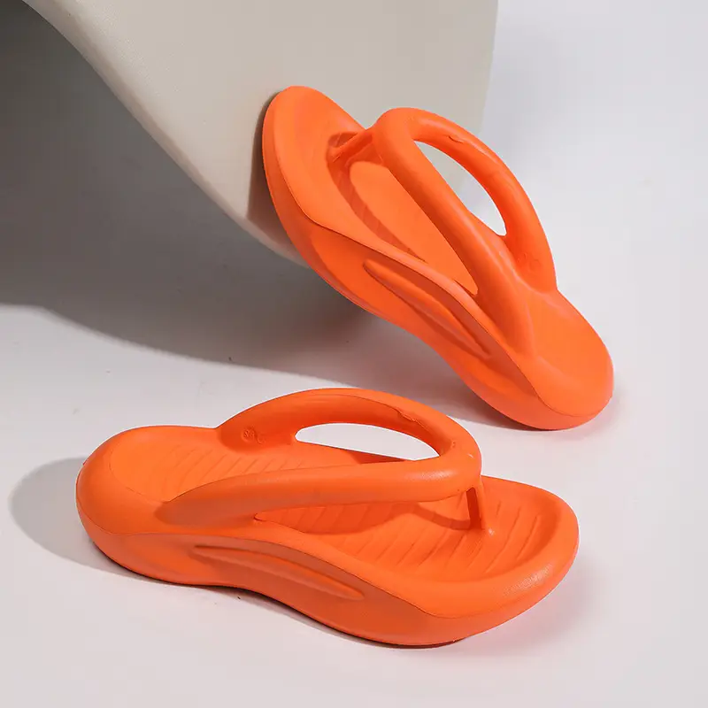 Men's Black Rubber Flip Flops High-End Wear