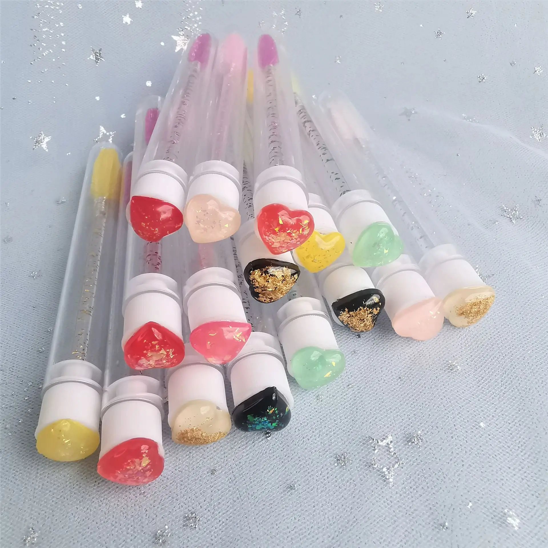Multi-Color Heart Drill Tube Mascara Brushes — feature 5