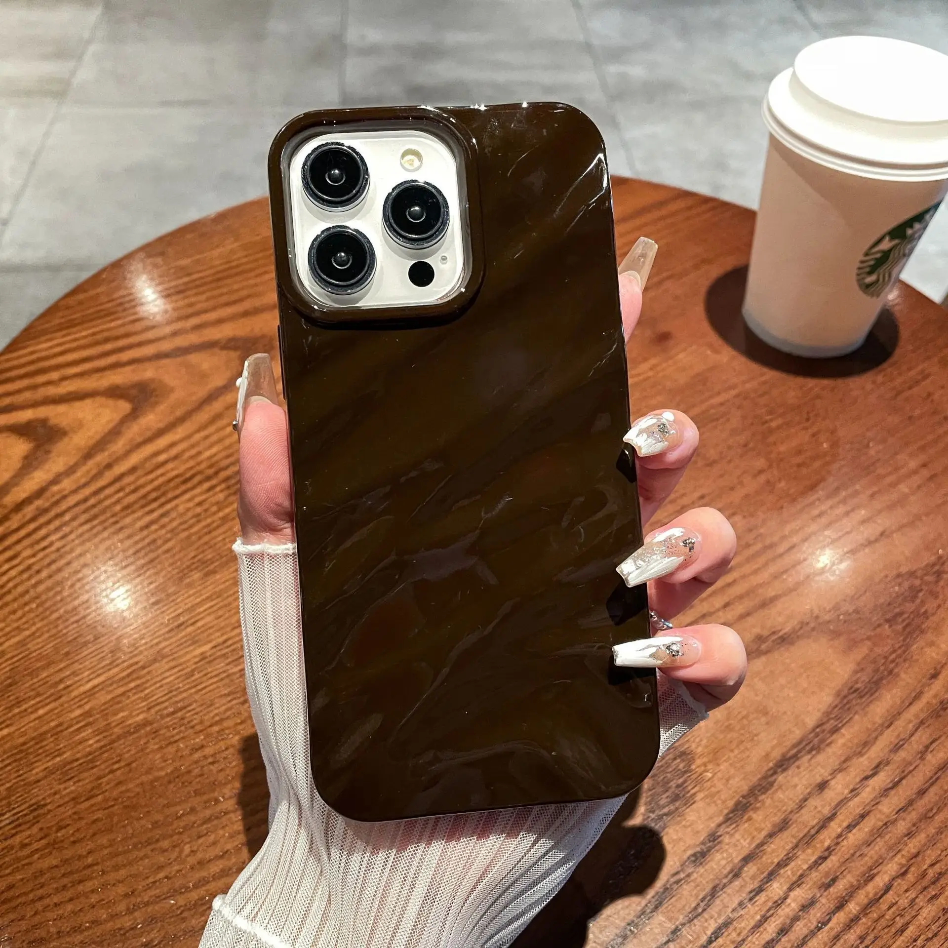 Green Anti-Fall Shell for Apple 17 Mobile — feature 13