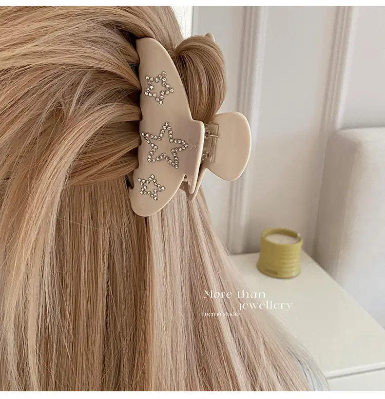 More Than Han Jewellery Pink Shark Clip Set — feature 15