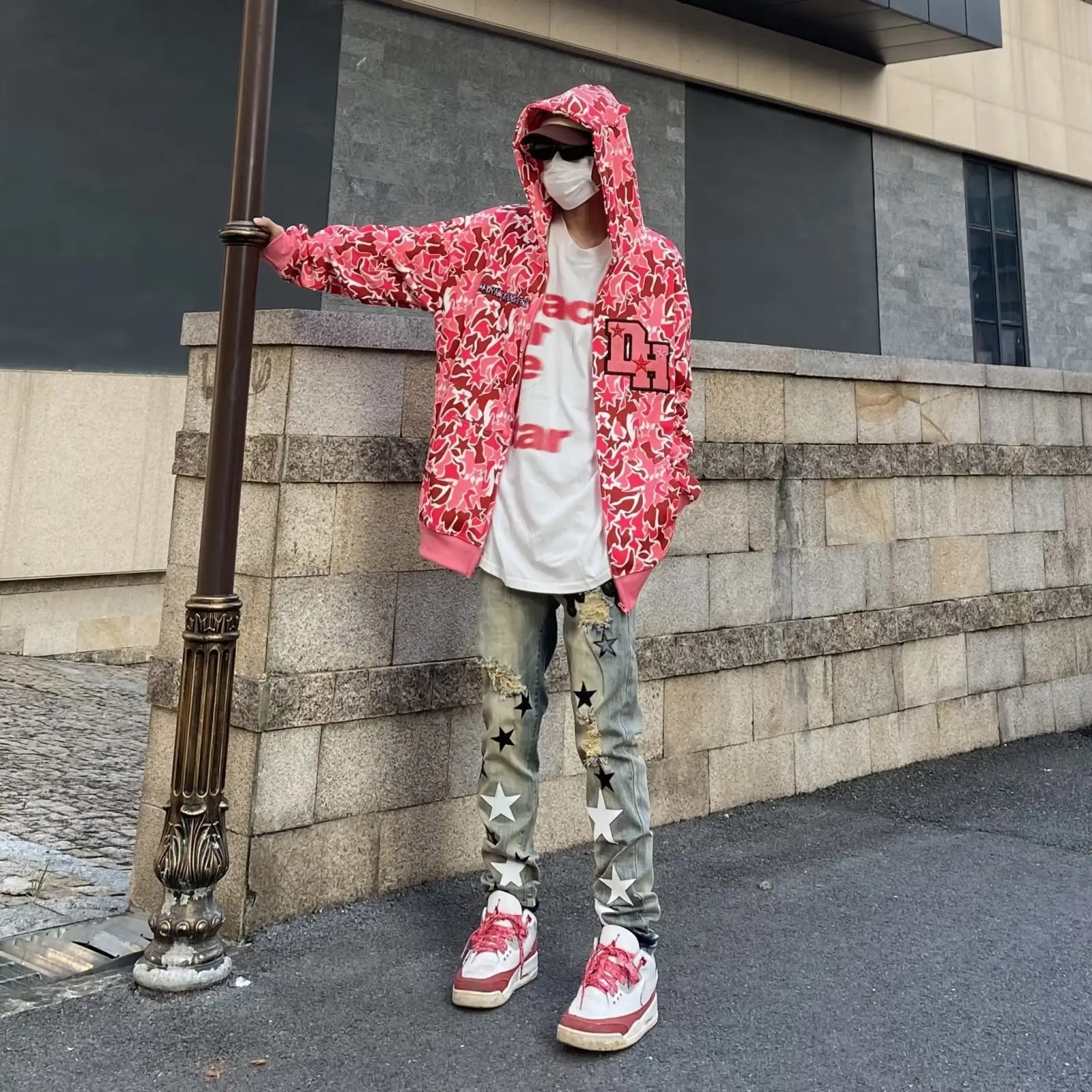 Japanese Artistic Loose Straight Jeans for Men Spring — feature 6