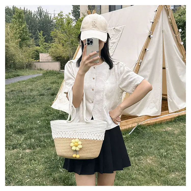 Women's Straw Flower Bag Beige White Shoulder Carry — feature 15