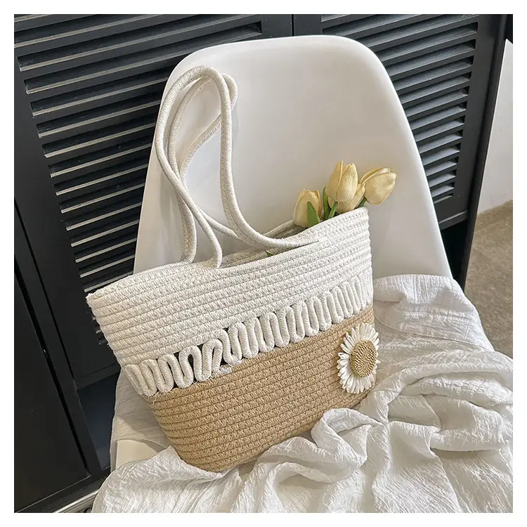 Women's Straw Flower Bag Beige White Shoulder Carry — feature 19