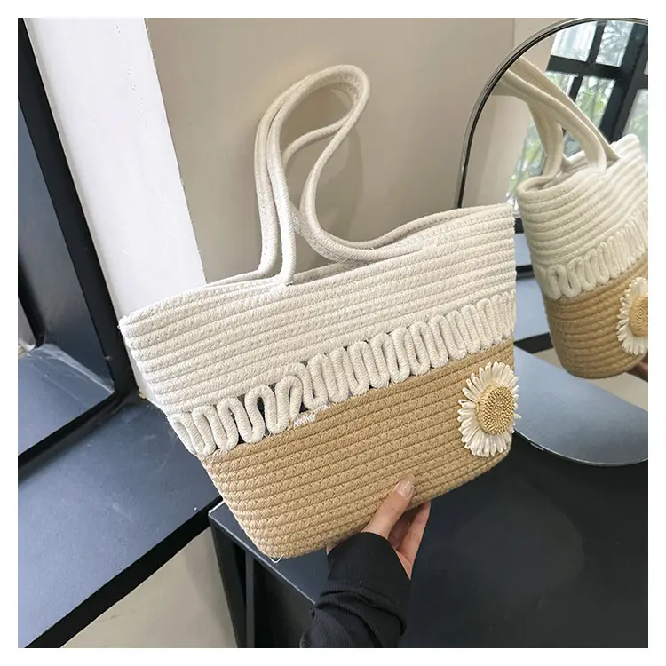 Women's Straw Flower Bag Beige White Shoulder Carry — feature 21