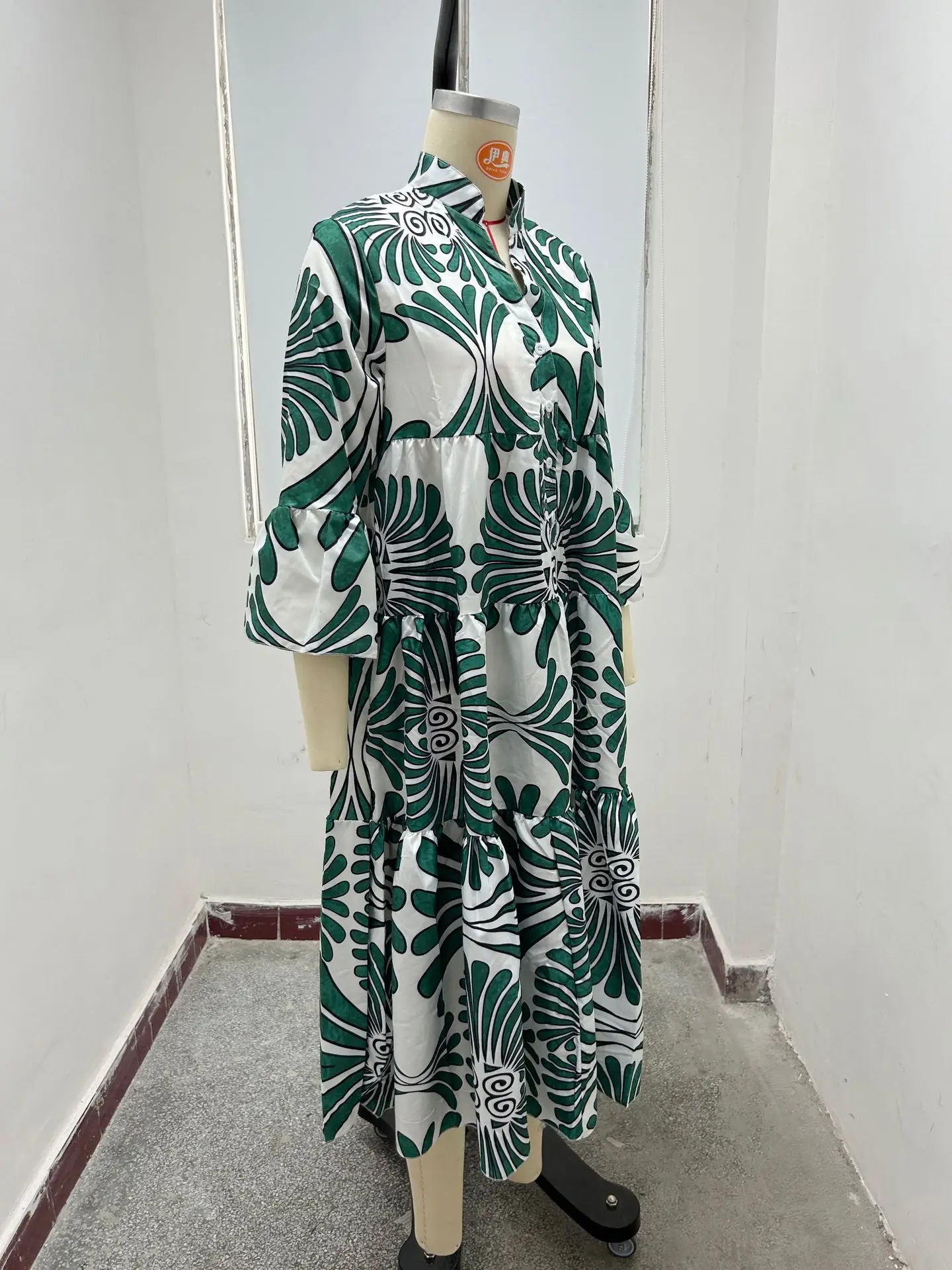 Women's Printed Loose Fit Dress Black White — feature 9
