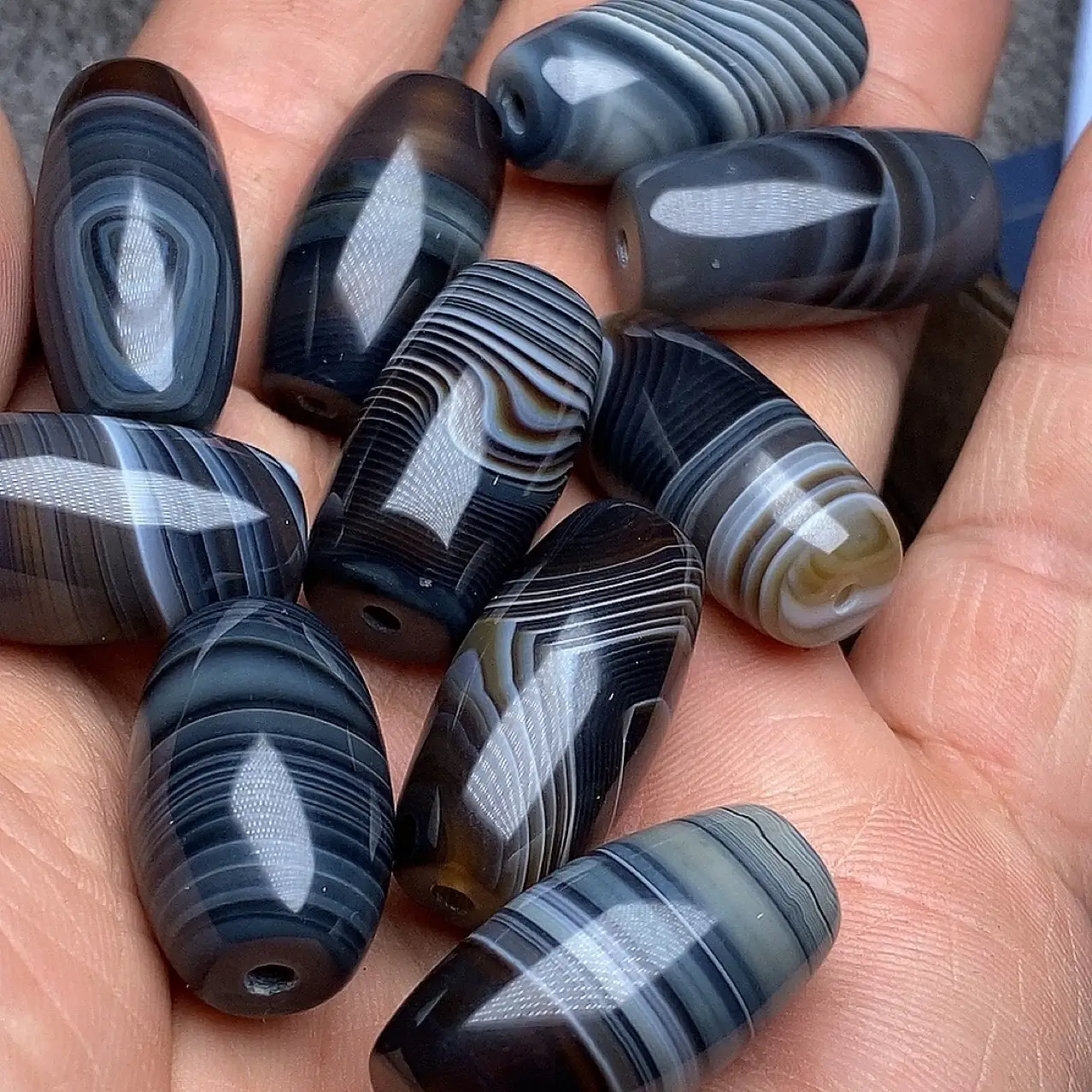 Natural Lanqin Entangled Silk Agate Buddha Beads Eye Beads - Image 4