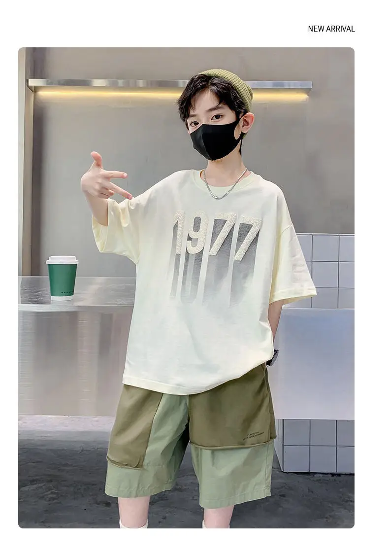 Kids 1977 Letter T-Shirt Grey Cotton Shorts Set — feature 9