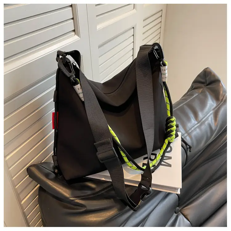 Women Large Capacity Shoulder Crossbody Bag Black Green — feature 24