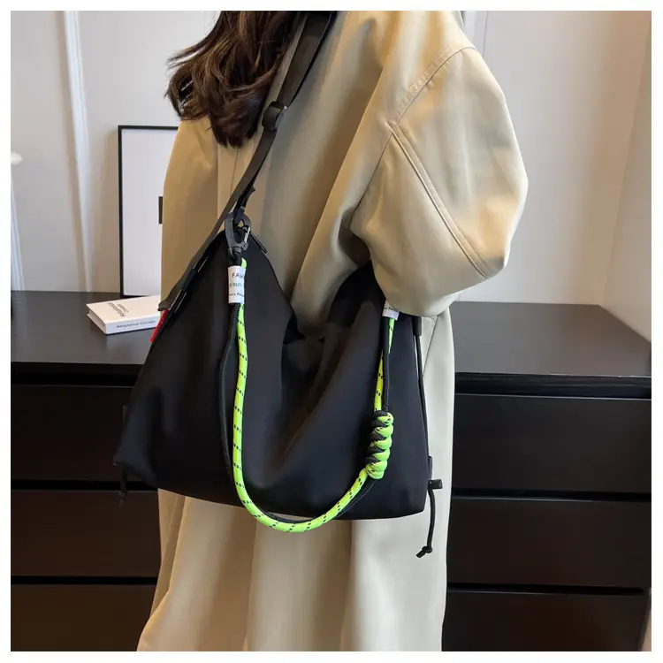 Women Large Capacity Shoulder Crossbody Bag Black Green — feature 32