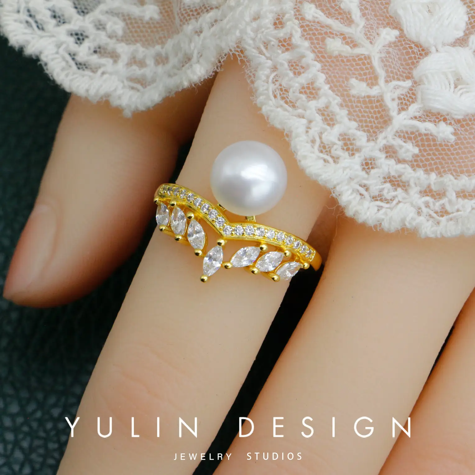 Retro Pearl Ring with Palace Style Winding Gold - Image 17