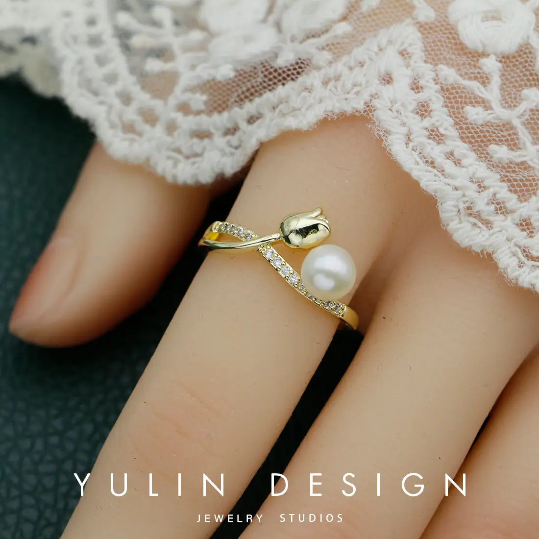 Retro Pearl Ring with Palace Style Winding Gold - Image 3
