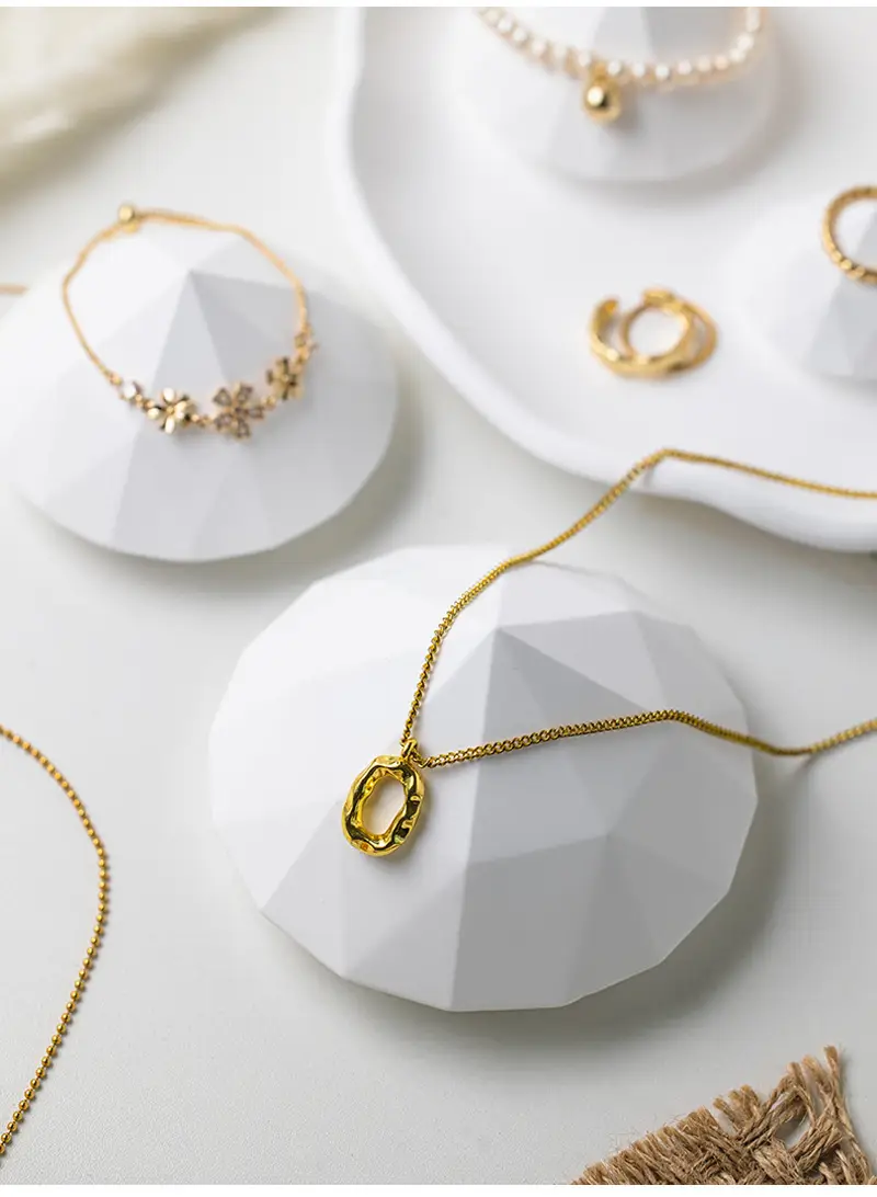 Gypsum Geometric Jewelry Piece 2.6cm x 4.5cm — feature 4