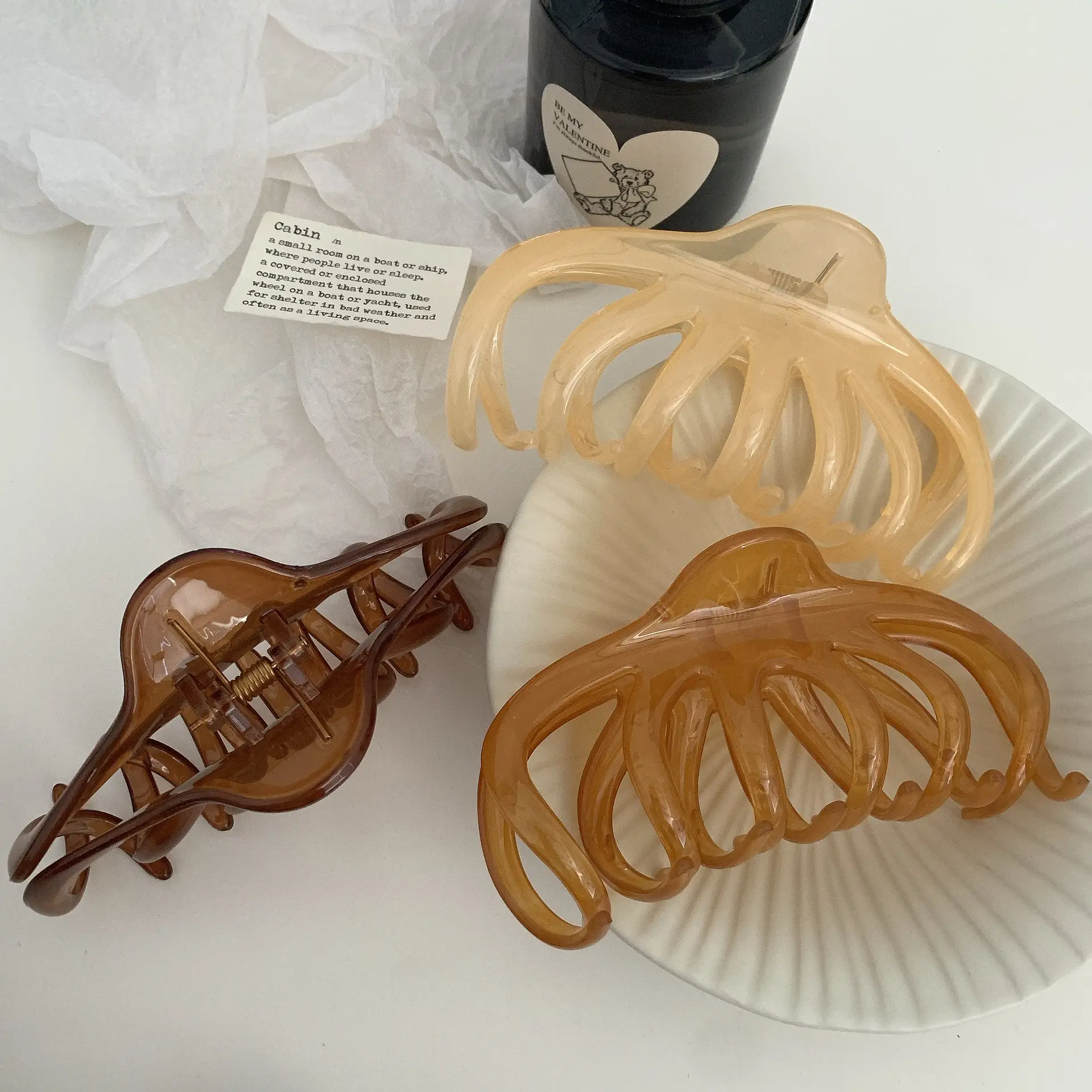 Large Jellyfish Hairpin with Long Teeth for Women - Image 8